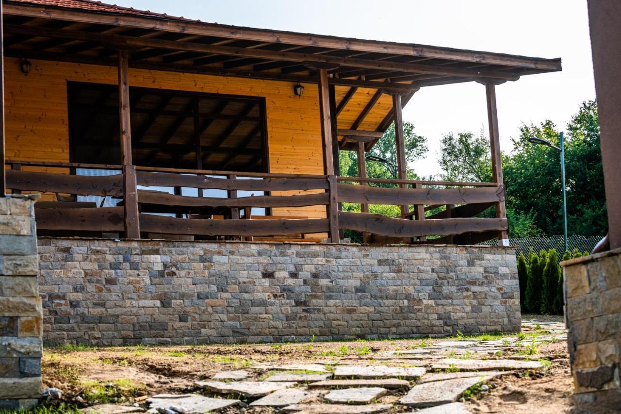 Етно Комплекс "Поп Грую Бански" Banya  Exterior foto