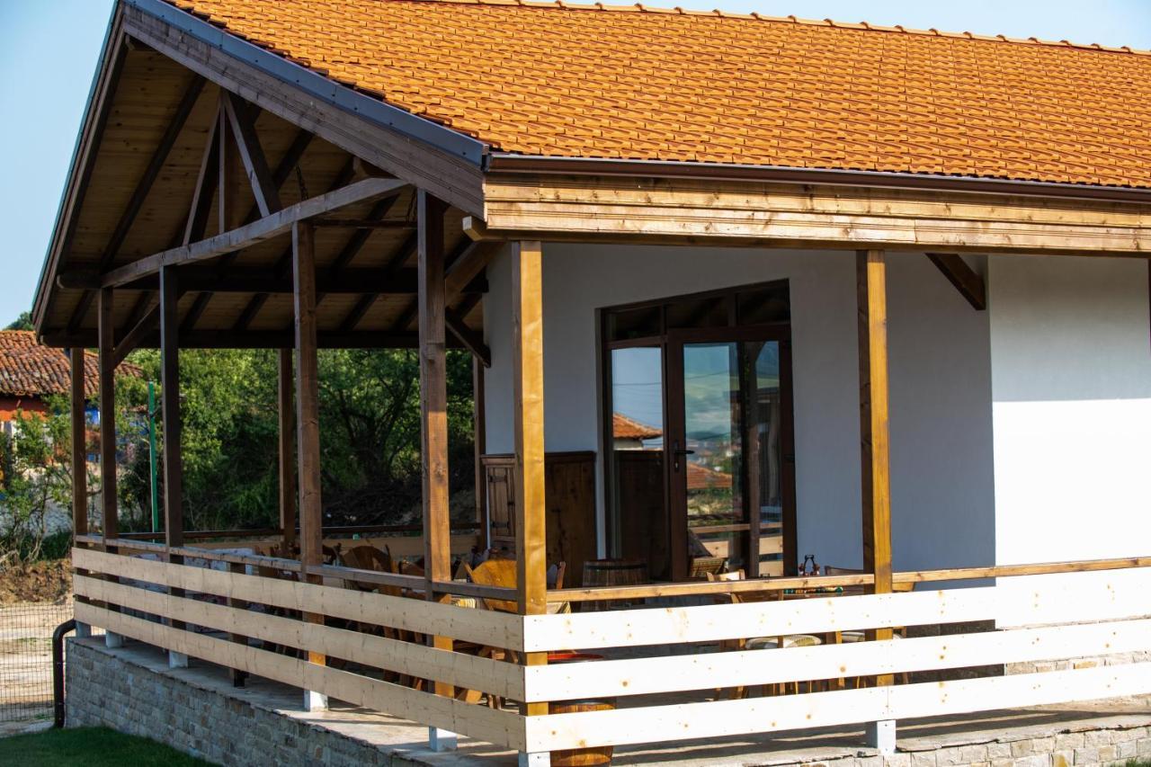 Етно Комплекс "Поп Грую Бански" Banya  Exterior foto