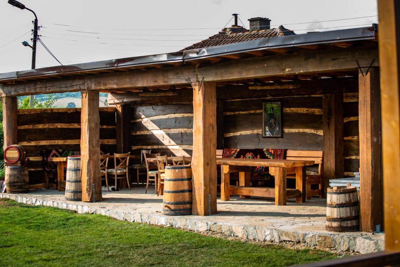 Етно Комплекс "Поп Грую Бански" Banya  Exterior foto